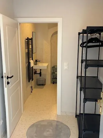 Apartment Crown 6 *